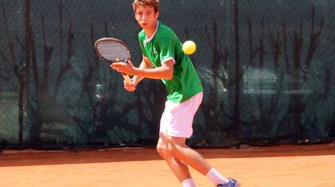 Laretino_Filippo_Fratini_al_via_del_main_draw_grazie_a_una_wild_card.jpg