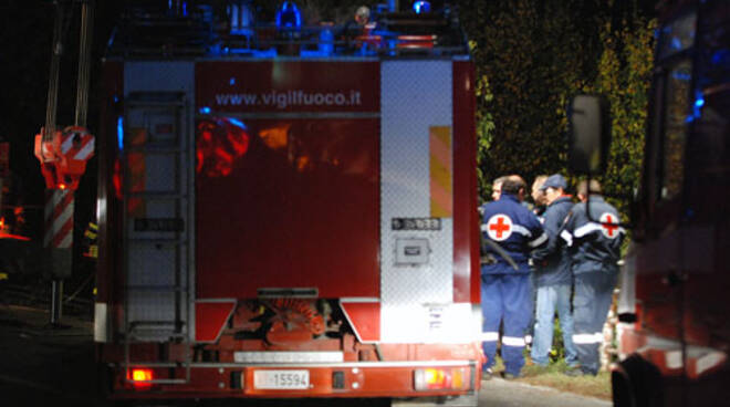 vigili-del-fuoco-118-ambulanza-incidente.jpg