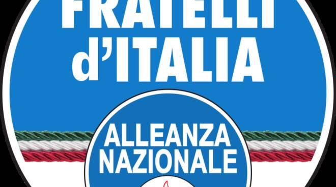 Fratelli D Italia Sulla Scuola Il Ministero Dell Istruzione E Contraddittorio Luccaindiretta