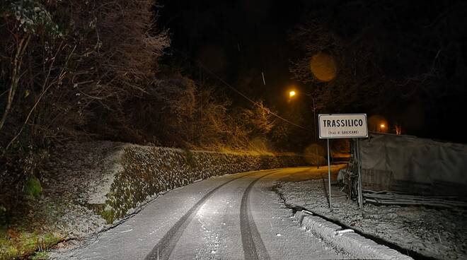 neve Trassilico Gallicano strada