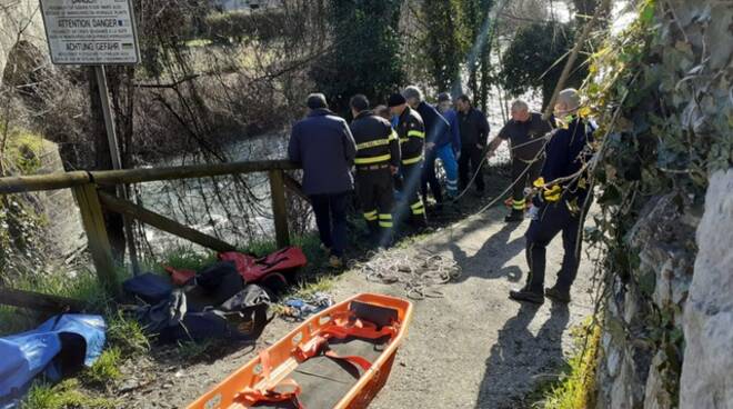 caduta ponte Giannasi fiume Turrite Castelnuovo