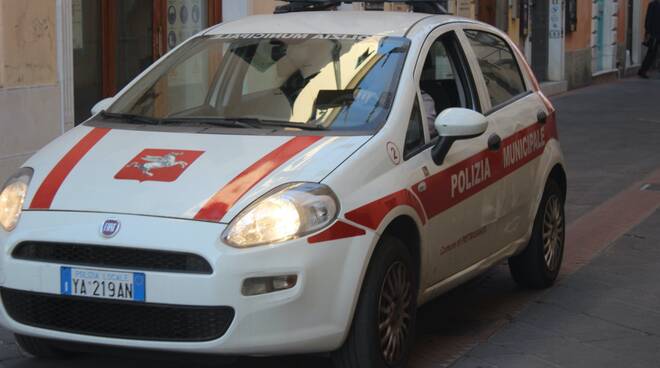 polizia municipale Pietrasanta