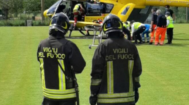 vigili del fuoco  ambulanza elisoccorso pegaso