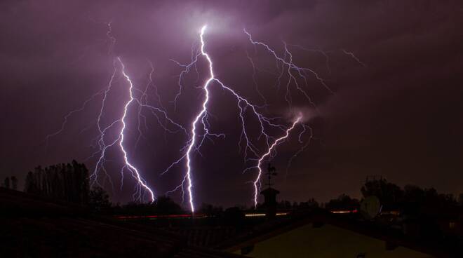 Temporale fulmini Viareggio Versilia