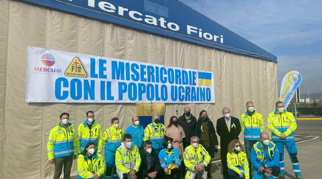 Aiuti all'Ucraina: dalla Toscana il primo convoglio delle Misericordie carico di medicinali