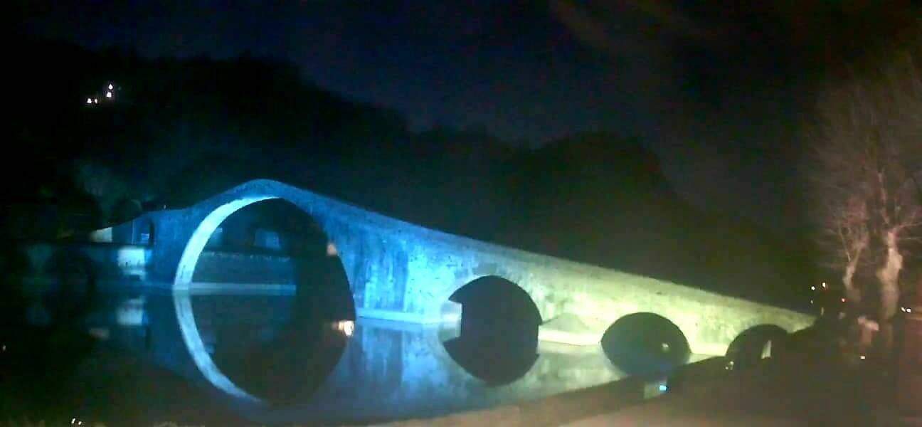 ponte del diavolo borgo a mozzano