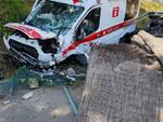 ambulanza Bagni di Lucca distrutta Croce Rossa Italiana