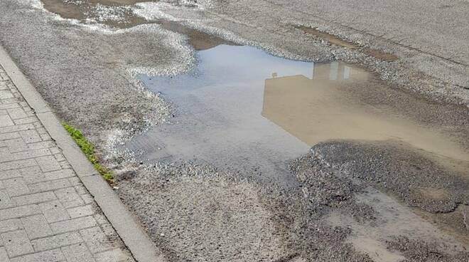 tubo dell'acqua rotto a guamo