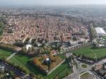 Lucca Comics folla vista dall'elicottero della polizia