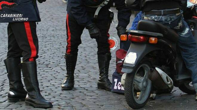 motorino rubato livorno carabinieri ricettazione