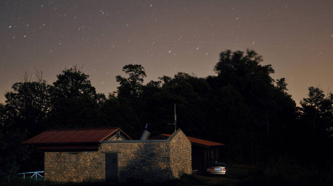 osservatorio astronomico e cometa di neanderthal