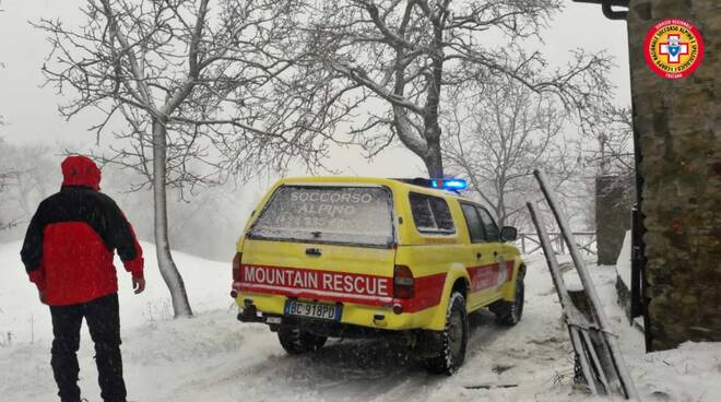 soccorso alpino neve