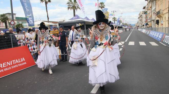 L'attesa a Viareggio