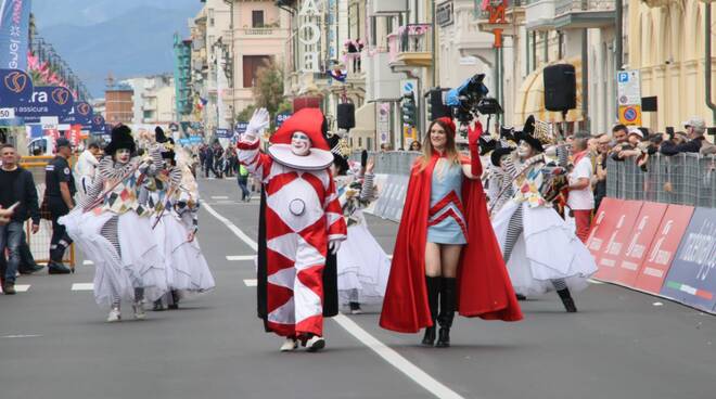 L'attesa a Viareggio