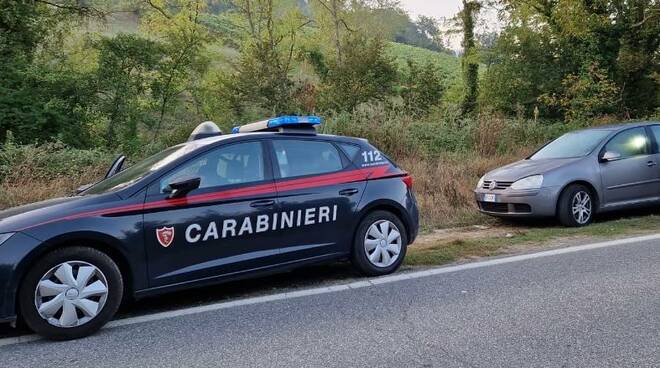 carabinieri suicidio marito donna assassinata