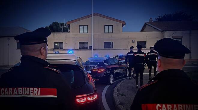 carabinieri notte operazione antidroga sardegna grosseto