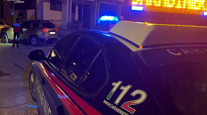 carabinieri livorno notte 