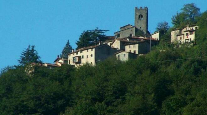 frazione Rocca di borgo a mozzano 