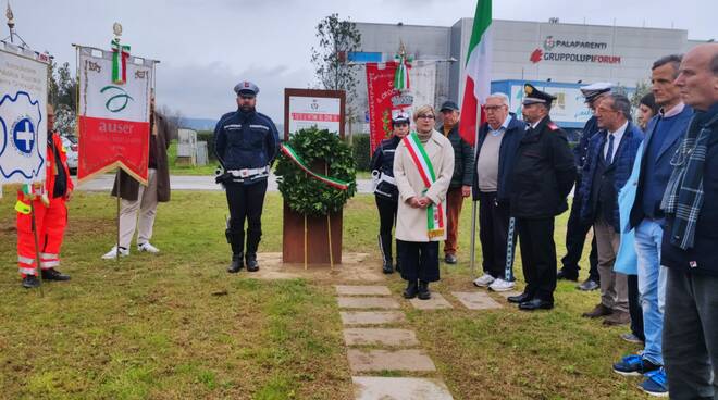 giornata nazionale in memoria delle vittime del Coronavirus a santa croce 