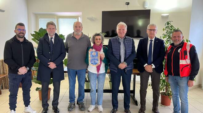 Dal Rotary Club Montecarlo Piana di Lucca nuove attrezzature per la ...