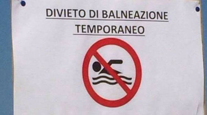 divieto balneazione tirrenia 