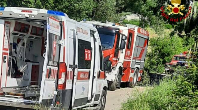 vigili del fuoco ambulanza bosco