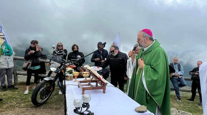 Moto Messa San Pellegrino in Alpe vescovo monsignor Paolo Giulietti