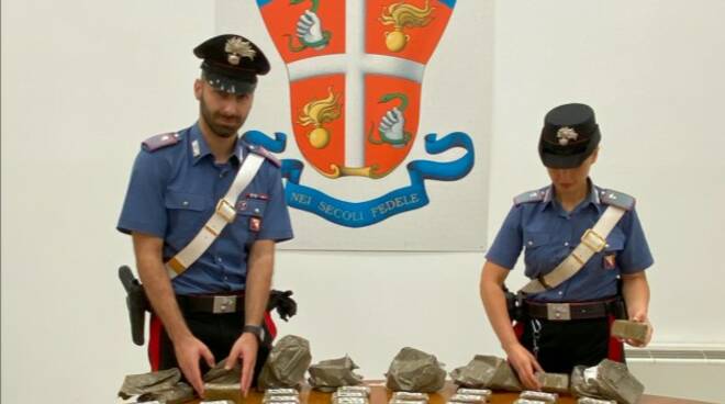 carabinieri massa droga