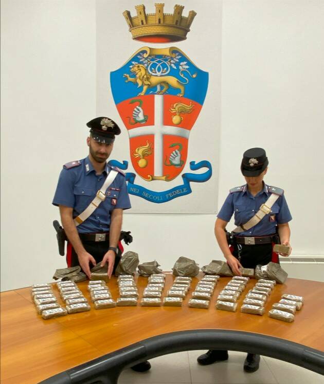 carabinieri massa droga