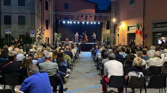 eventi piazza erbe castelnuovo