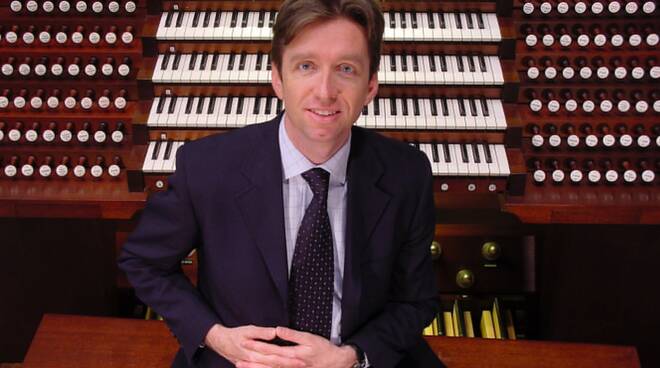 L'organista svizzero Jean-Cristophe Geiser