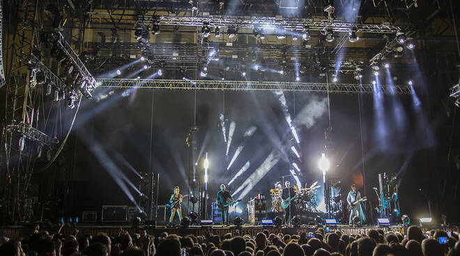 Gli Smashing Pumpkins al Lucca Summer Festival (foto Andrea Simi)