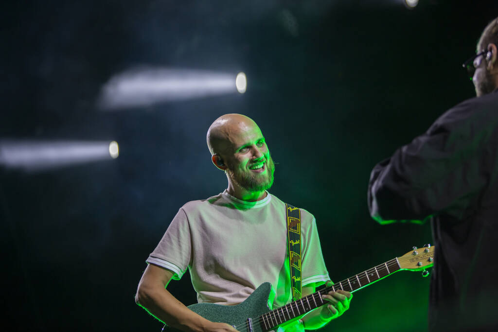 Undicimila per Gazzelle in piazza Napoleone: il Lucca Summer Festival chiude con il botto