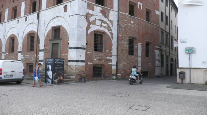 via del Molinetto caos sicurezza strada