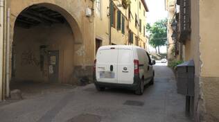 via del Molinetto caos sicurezza strada