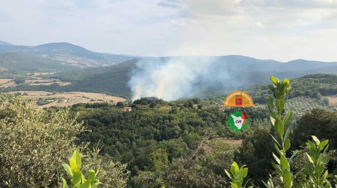 incendio La Sassa Montecatini Val di Cecina