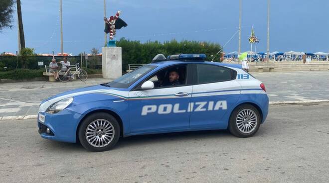 polizia Viareggio