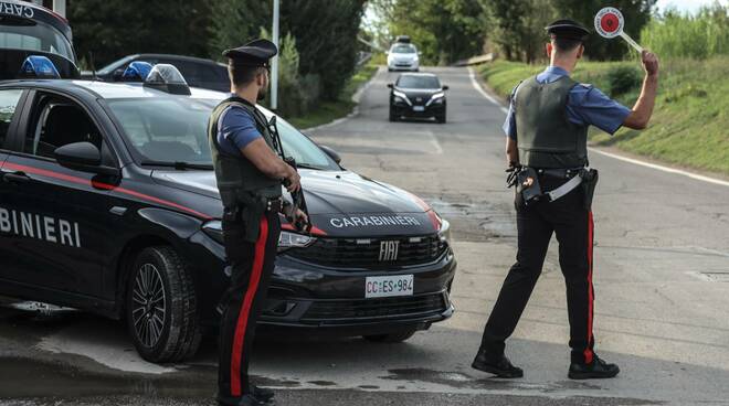 Alt carabinieri 