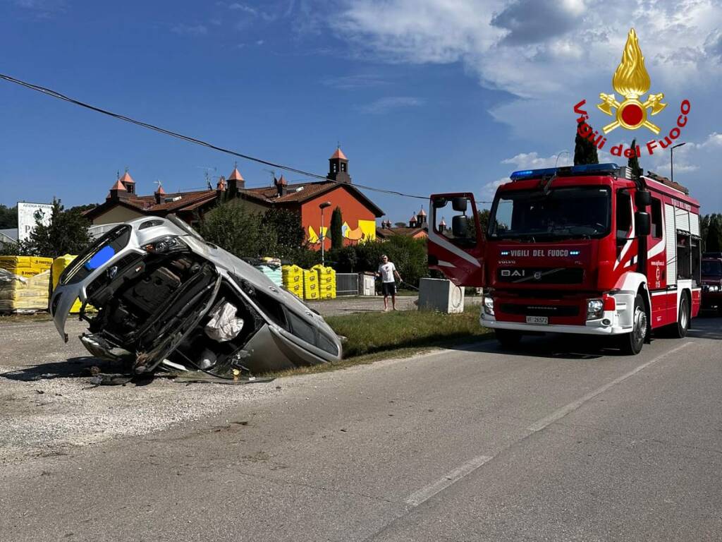 incidente vigili del fuoco provinciale 11