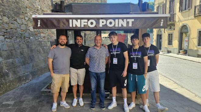 Info Point in piazza Umberto